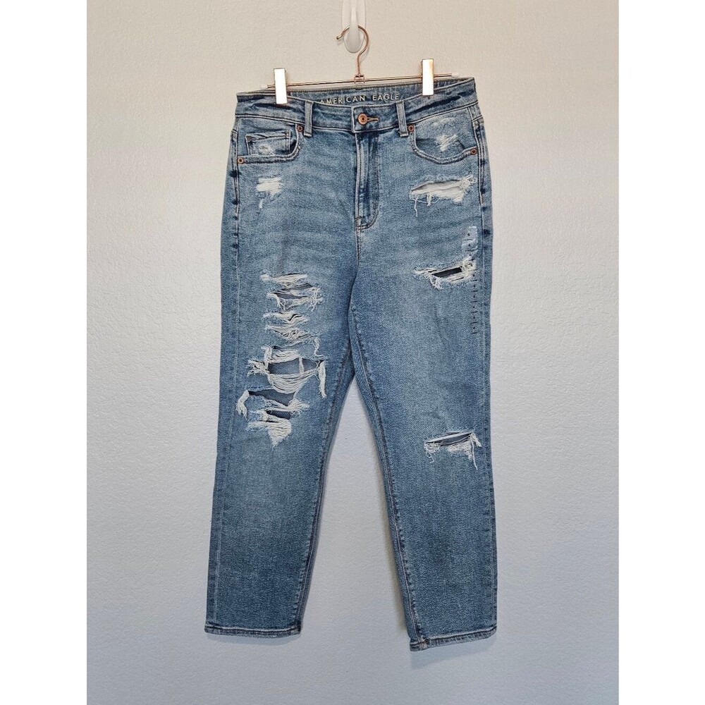 NWOT American Eagle Mom Jeans Womens 4 XShort Distressed Casual Straight Leg